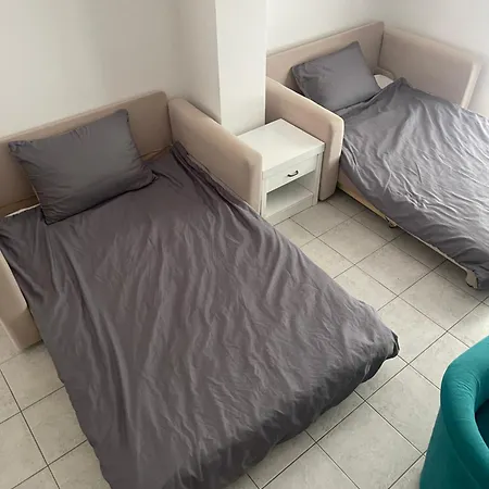 Διαμέρισμα Julia